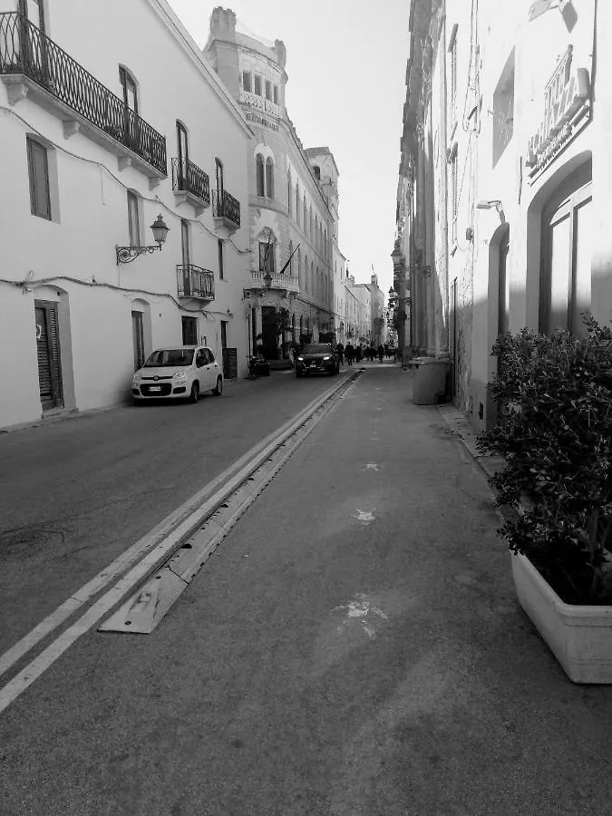 Trapani Home 0*,  Italia